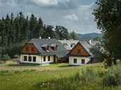 Chalupa či chata, láska na celý život. Proč Češi propadli chalupaření idnes.cz 4.7.2016