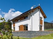 Dobře promyšlený dům mají v podhůří Jeseníku idnes.cz 9.6.2016