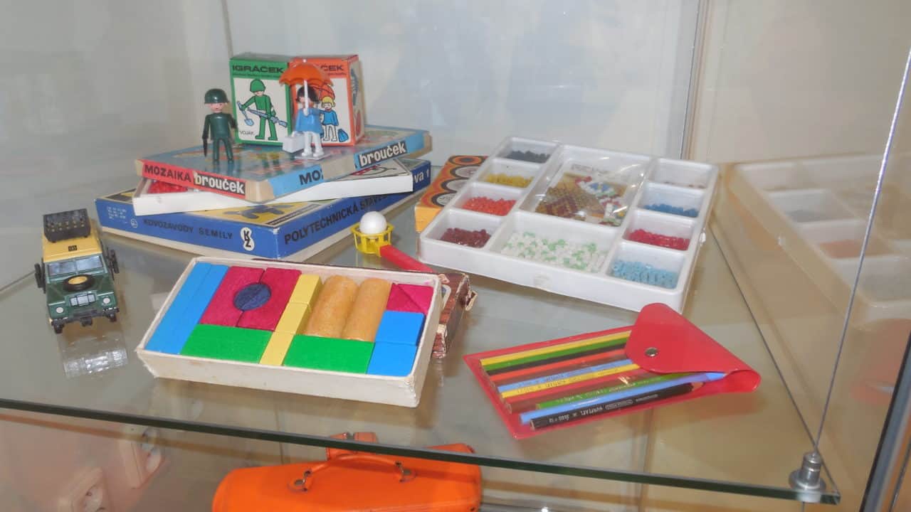 RETRO výstava 70. a 80. let - hračky 01