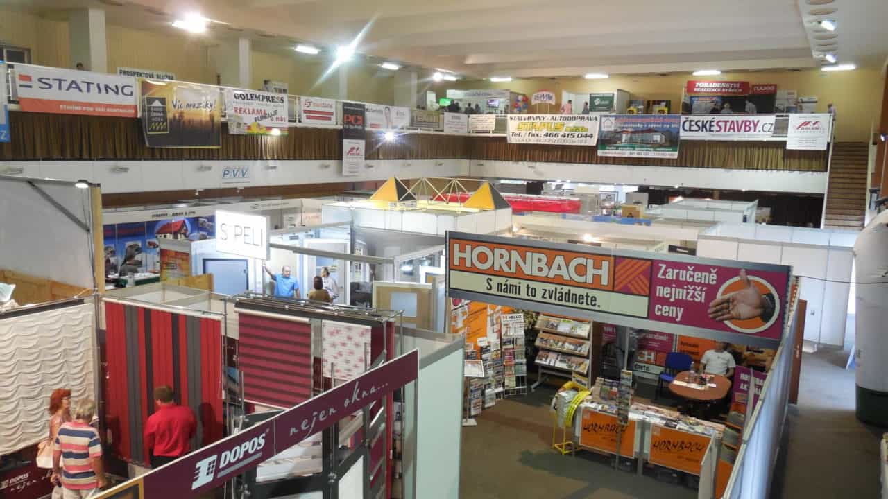 21. stavební výstava Pardubice - podzim 2016 - interiér - ochoz 01