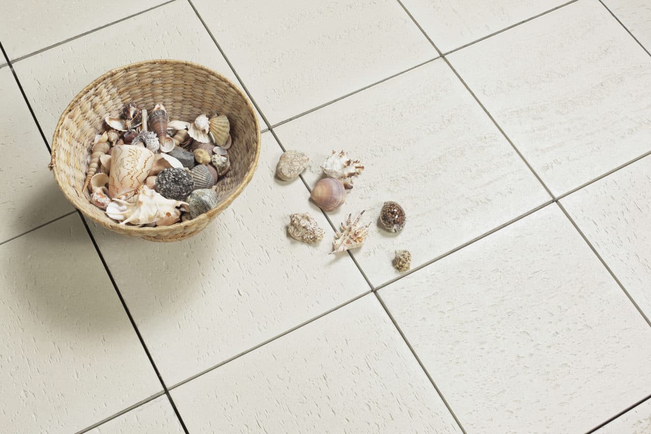 BEST – TERASOVÁ RAVERTINO, povrch reliéfní, barva bílá (15_mg_6573_best_terasova_ravertino_povrch_reliefni_bila)