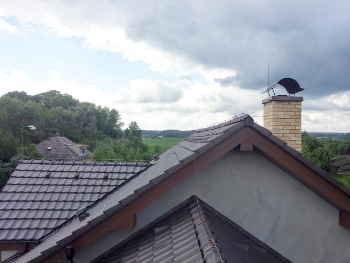 Rodinný dům a hromosvod (bleskosvod)