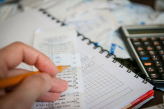 Kalkulačka účtenka peníze úspory