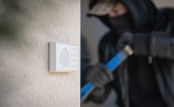 Pojištění domácnosti vs. bezpečnostní prvky – jaký mají vliv? Somfy Doorlock, klávesnice - a ilustrativně zloděj v pozadí