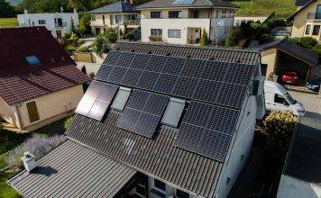 Majitel fotovoltaické elektrárny si přál energetickou soběstačnost Acetex reference - fotovoltaická elektrárna