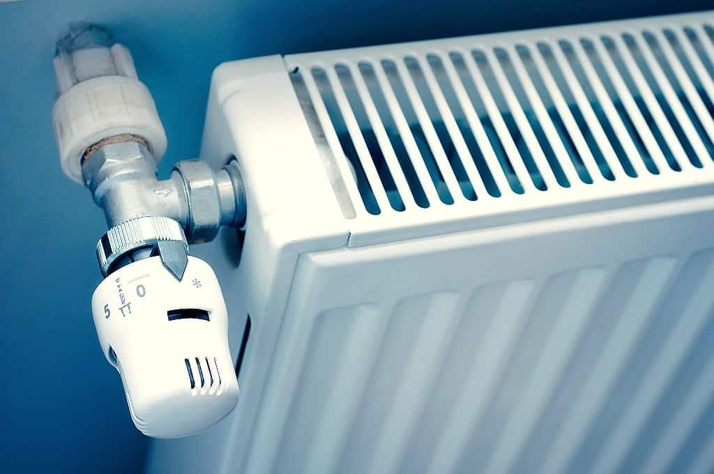 Vyúčtování, radiátor s termostatickou hlavicí - ilustrační foto (Enbra)