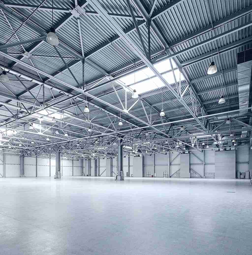 Primalex Ultra Beton v průmyslové hale