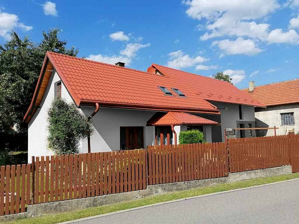 Rodinný dům - střešní krytina Satjam, reference