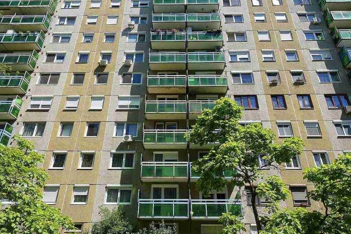 Panelový dům, ilustrační foto k článku FerMakleri