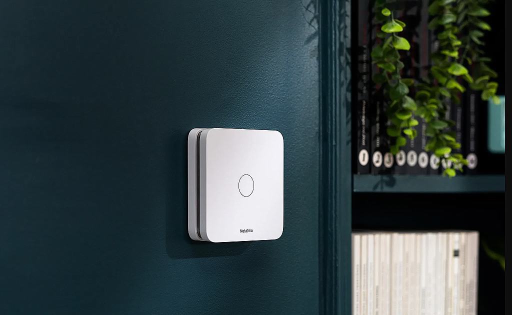 Netatmo detektor CO na zdi