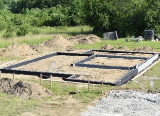 Stavba základové desky svépomocí? Pozor na drahé chyby Základová deska - ztracené bednění