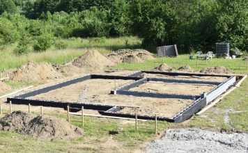 Stavba základové desky svépomocí? Pozor na drahé chyby Základová deska - ztracené bednění