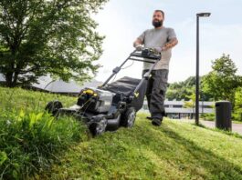 Vyšší tráva může v horkých letních dnech snížit teplotu až o 12 stupňů Karcher sekání trávy v létě
